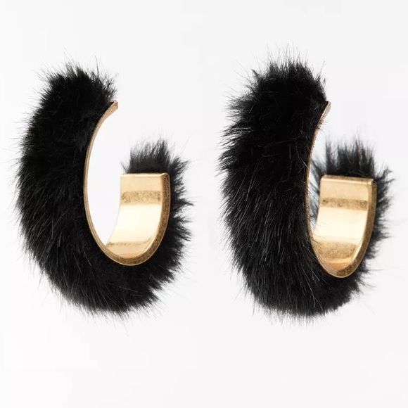 ZARA FAUX FUR HOOP EARRINGS LIMITED EDITION Faux Fur Black and Gold Hoop Earring - Picture 1 of 3